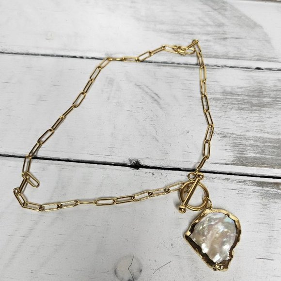 Gold Stainless Steel Paper Clip Freshwater Genuine Biwa Toggle Necklace 16" - Picture 3 of 4